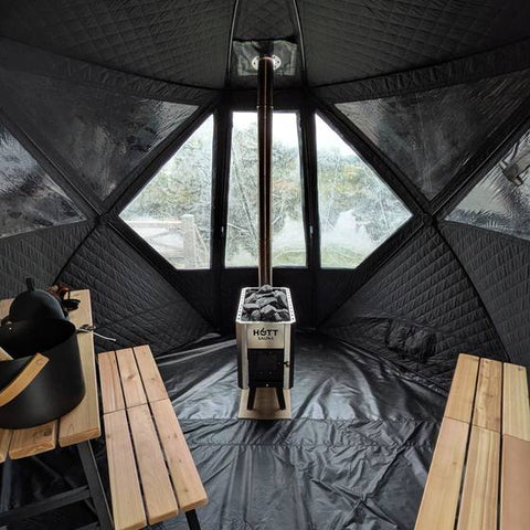 Bastutält från Hott Sauna hos en kund, foto ur en recension