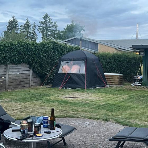 Bastutält från Hott Sauna hos en kund, foto ur en recension